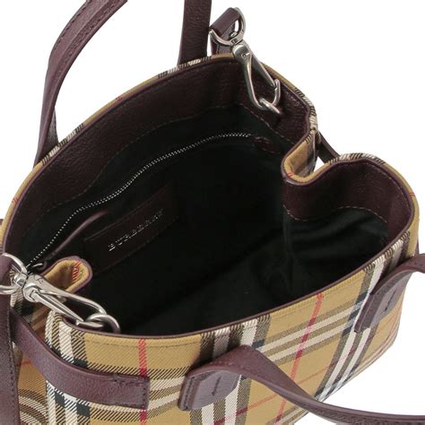 borsa burberry bordeaux|borse burberry nuova collezione.